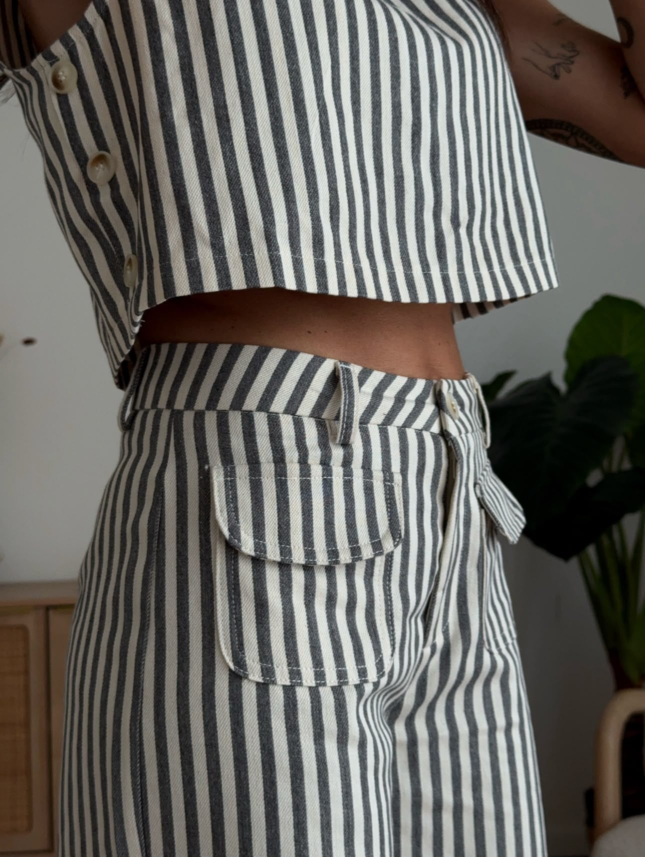 TOP SMANICATO CAPRI